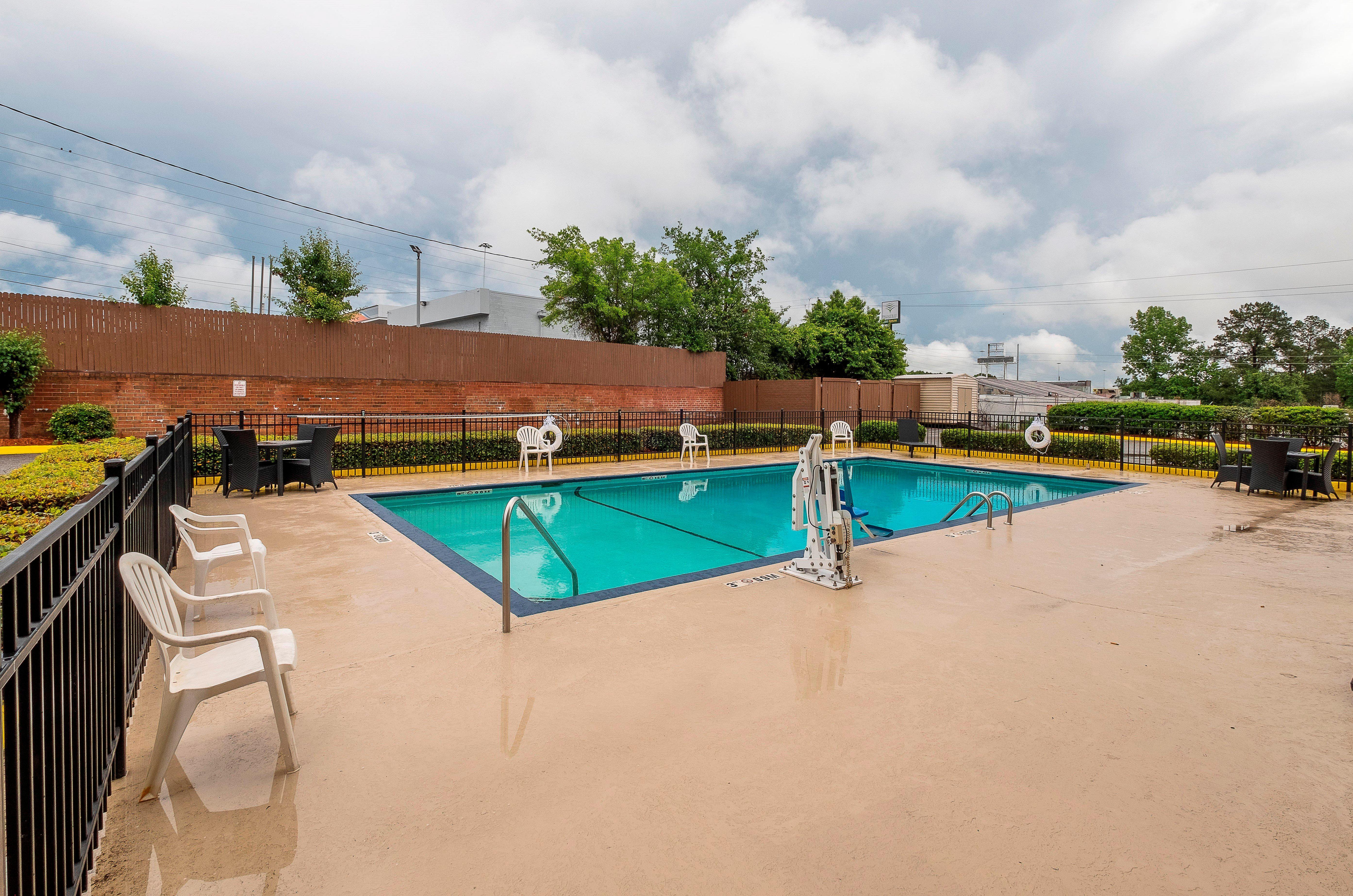 Red Roof Inn & Suites Macon Eksteriør billede