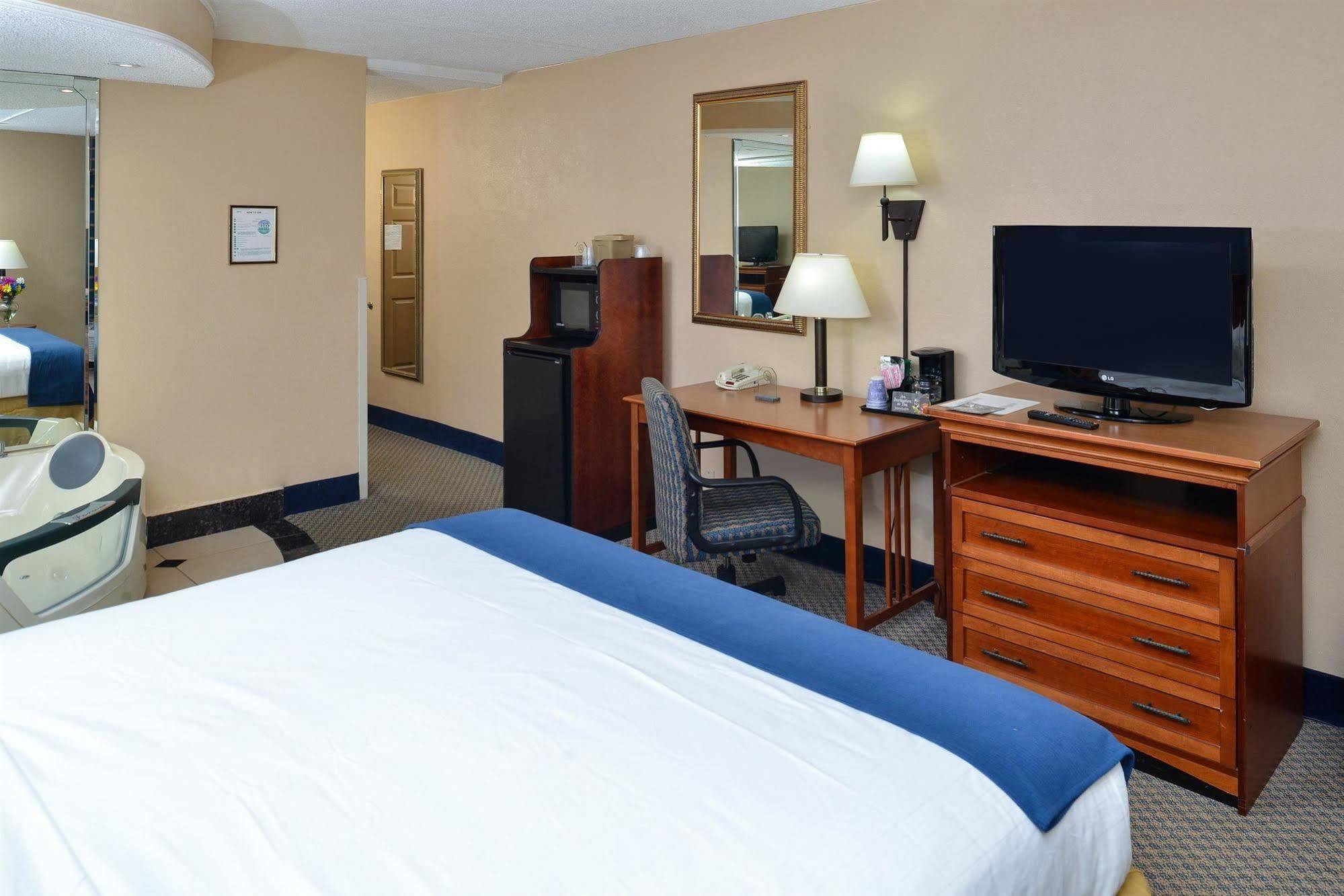 Red Roof Inn & Suites Macon Eksteriør billede