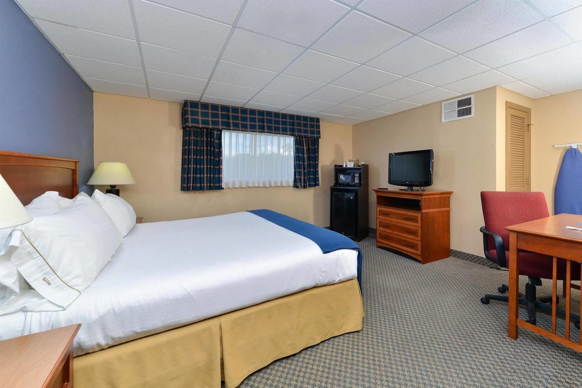 Red Roof Inn & Suites Macon Eksteriør billede